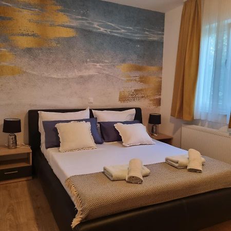 Apartments Miocic Zadar Eksteriør billede